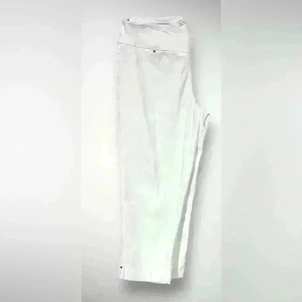 Women's White Mid Rise Pull-on Cropped Capri Pants Size 12 C Est. 1946 - Picture 1 of 8
